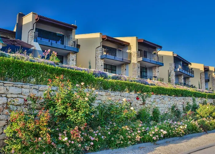 Boutique By Blacksearama, Small Luxury Of The World Member Hotel